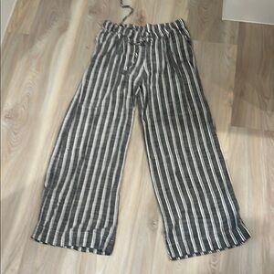 Bella Dahl Gray and White Striped Pants